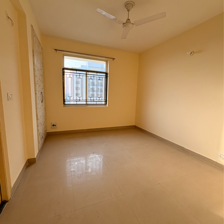 Room, paarth-aadyant 3.5 Bedroom 1911 Sq.Ft. Apartment In Sushant Golf City Lucknow 8686139