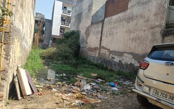 Plot For Sale in Girp Society, Dlf Ankur Vihar