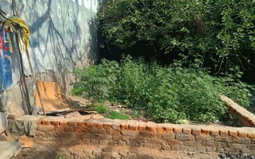 Plot For Sale in Girp Society, Dlf Ankur Vihar