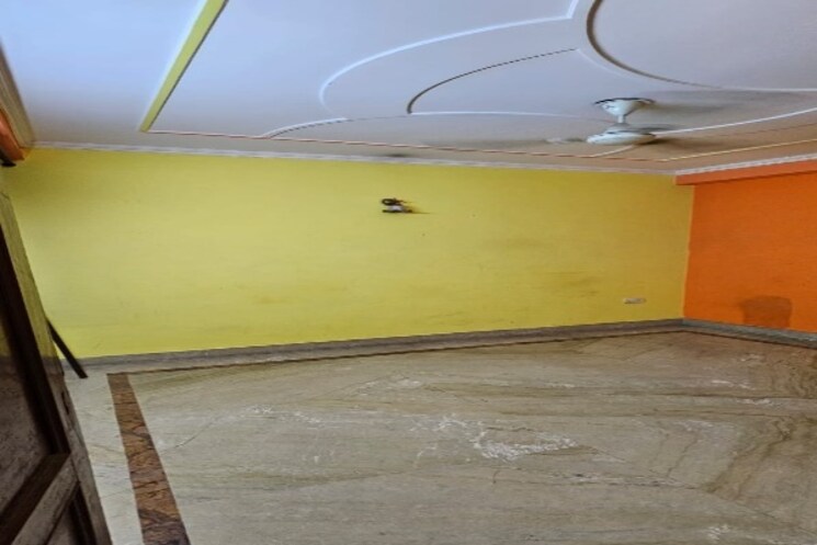 Room, shakti khand iii 3 Bedroom 1500 Sq.Ft. Builder Floor In Shakti Khand Iii Ghaziabad 8686154