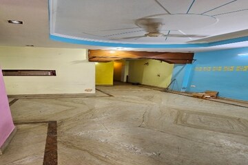 Team Area in 3 BHK Builder Floor at Shakti Khand Iii – for Rent
