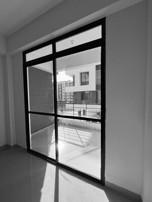 Room in 2.5 BHK Apartment at Rau – for Sale