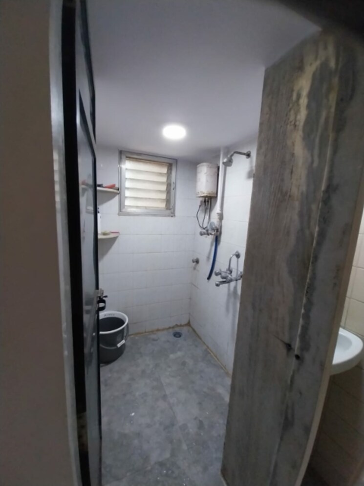 Bathroom, panchvan-complex 2 Bedroom 960 Sq.Ft. Apartment In Borivali West Mumbai 8686211