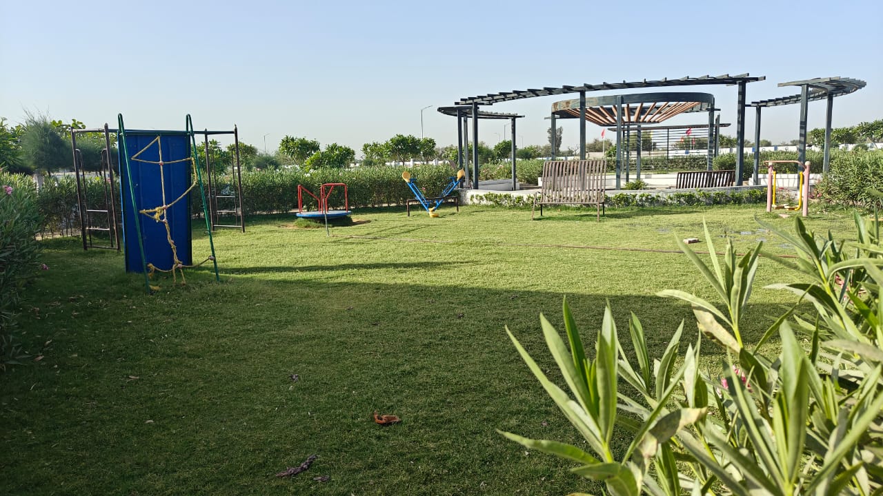 Plot For Sale in Sagar Enclave 