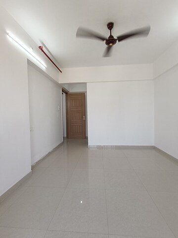 2 BHK Apartment For Rent in Lodha Panacea 1, Dombivli East