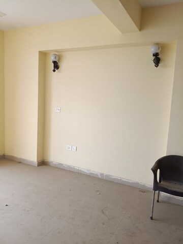 2 BHK Apartment For Sale in RAS Palm Residency, Sector 76