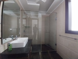 Bathroom in 4 BHK Builder Floor at Saket – for Sale