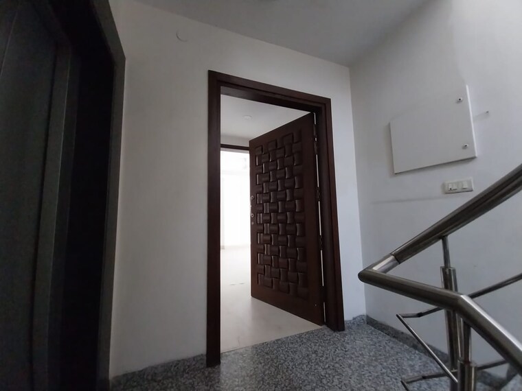 Room, saket 4 Bedroom 3600 Sq.Ft. Builder Floor In Saket Delhi 8686505