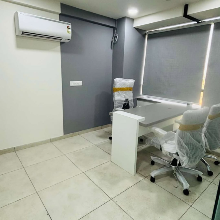 Team Area, morya-grand Commercial Office Space 1100 Sq.Ft. In Adarsh Nagar Mumbai 8686457