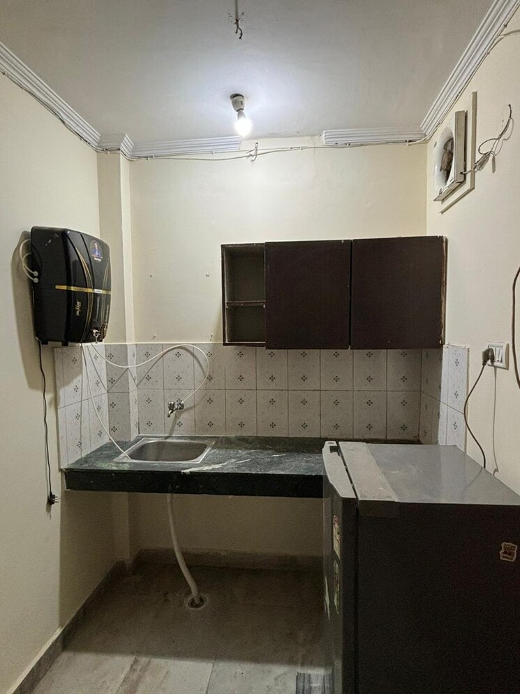 Kitchen, dlf city phase 3 1 Bedroom 300 Sq.Ft. Apartment In Dlf City Phase 3 Gurgaon 8686495