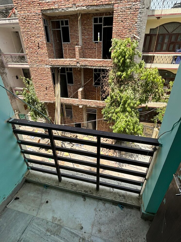 Balcony, dlf city phase 3 1 Bedroom 300 Sq.Ft. Apartment In Dlf City Phase 3 Gurgaon 8686495