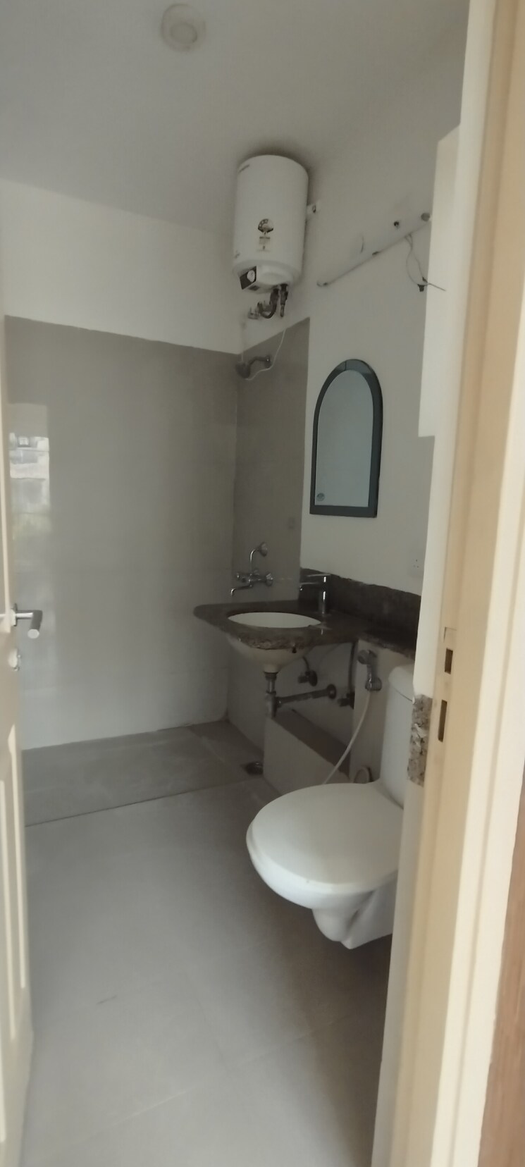 Bathroom, emaar-mgf-emerald-hills 3 Bedroom 1396 Sq.Ft. Independent House In Sector 65 Gurgaon 8686600