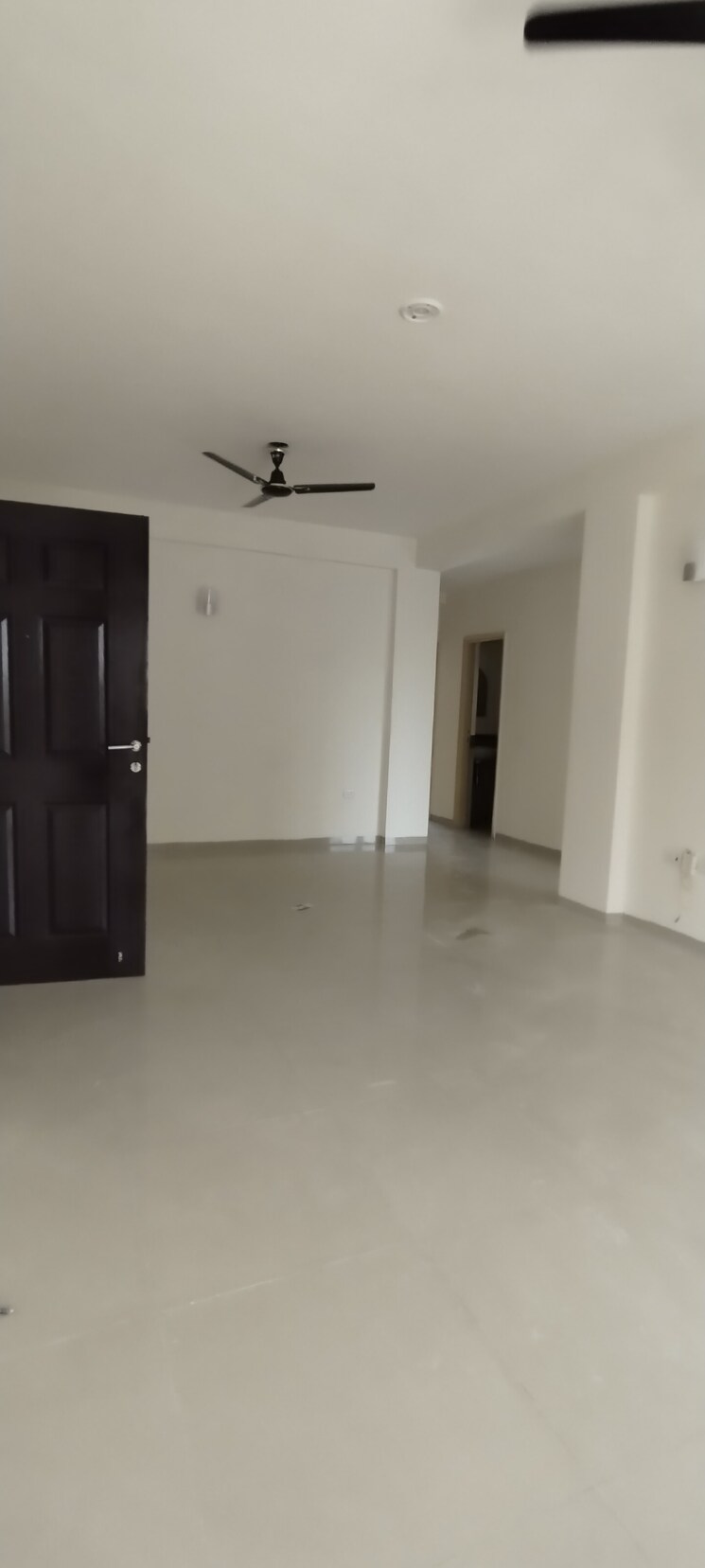 Room, emaar-mgf-emerald-hills 3 Bedroom 1396 Sq.Ft. Independent House In Sector 65 Gurgaon 8686600