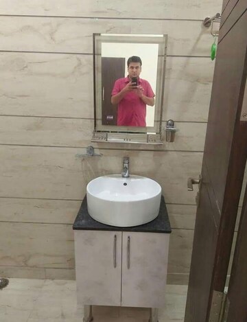 Bathroom in 1 BHK Builder Floor at Krishna Nagar – for Sale