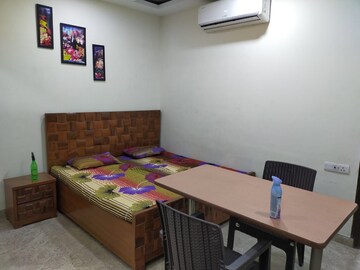 1 BHK Builder Floor For Sale in Krishna Nagar