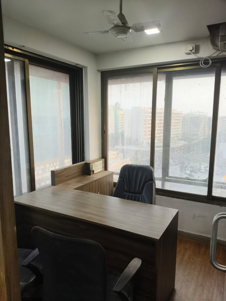 Bedroom, emaar-the-palm-square Commercial Office Space 1055 Sq.Ft. In Sector 66 Gurgaon 8686623