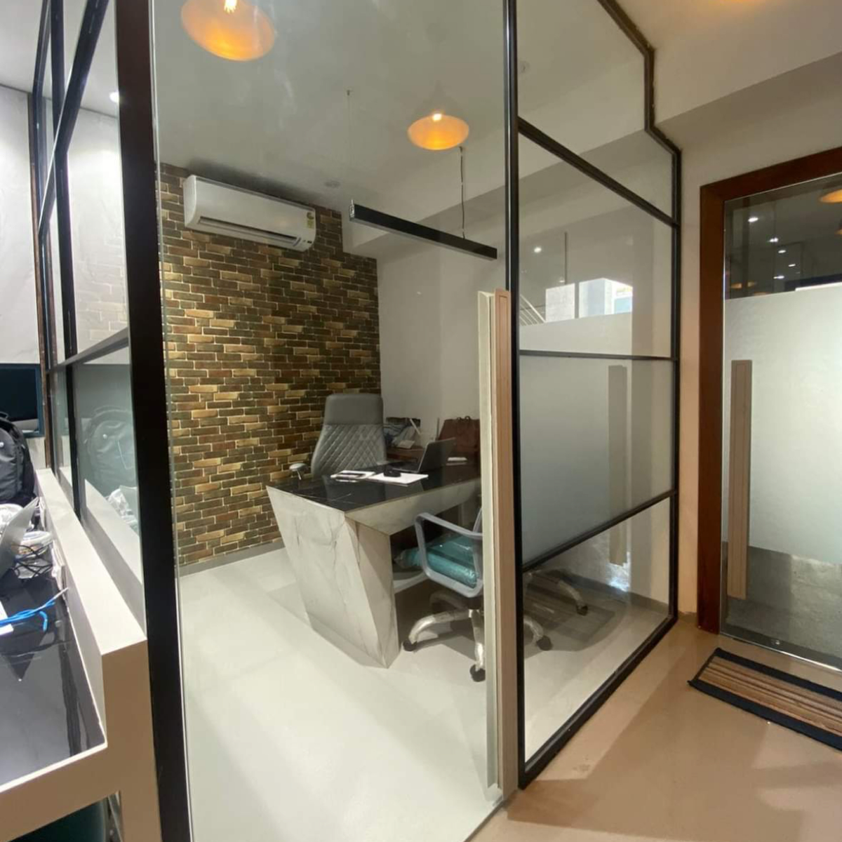 Office Space For Rent in Omkar The Summit Business Bay