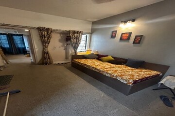 Bedroom in 1 BHK Builder Floor at Mukundapur – for Rent