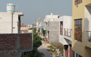 Plot For Sale in Vaishno Homes, Dlf Ankur Vihar