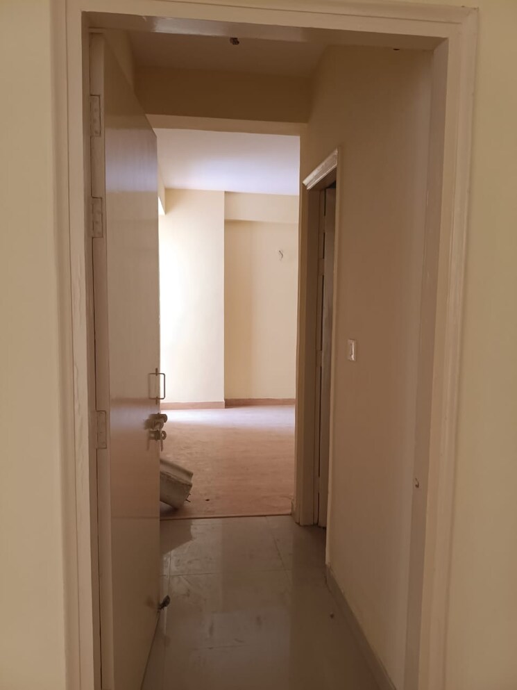 Room, ras-palm-residency 2 Bedroom 1240 Sq.Ft. Apartment In Sector 76 Faridabad 8686734