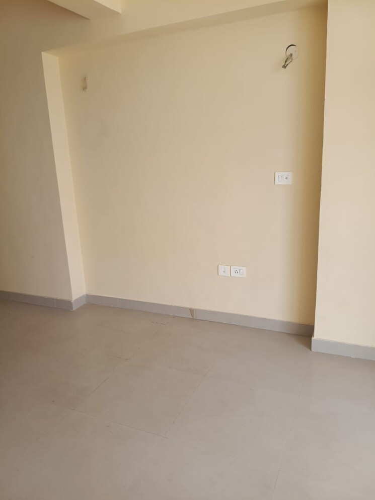 Room, ras-palm-residency 2 Bedroom 1240 Sq.Ft. Apartment In Sector 76 Faridabad 8686734