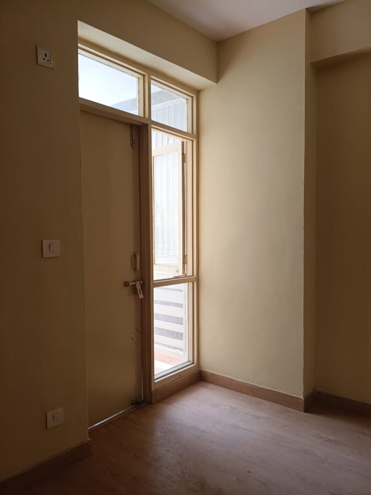 Room, ras-palm-residency 2 Bedroom 1240 Sq.Ft. Apartment In Sector 76 Faridabad 8686734