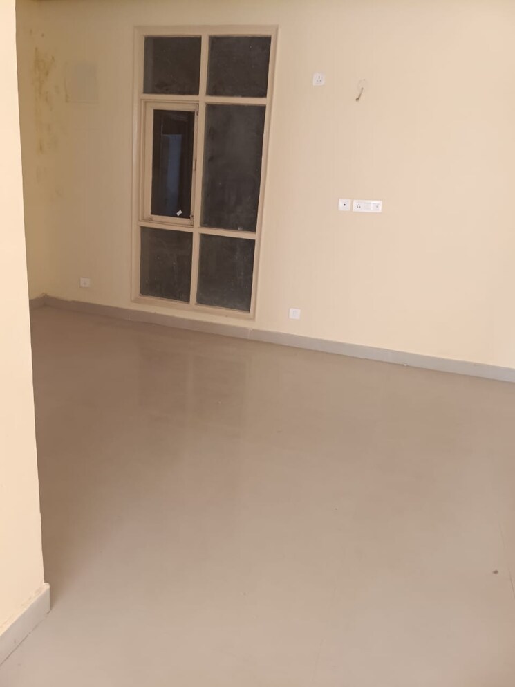 Room, ras-palm-residency 2 Bedroom 1240 Sq.Ft. Apartment In Sector 76 Faridabad 8686734