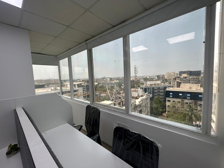 Balcony, andheri east Commercial Office Space 1350 Sq.Ft. In Andheri East Mumbai 8686873