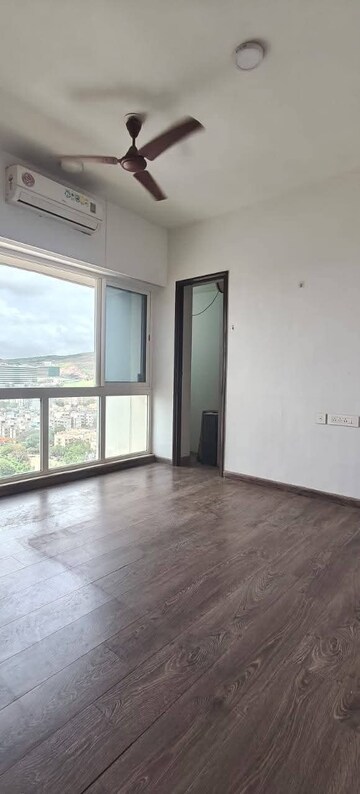 Room in 2 BHK Apartment at Omkar Ananta, Goregaon East – for Rent