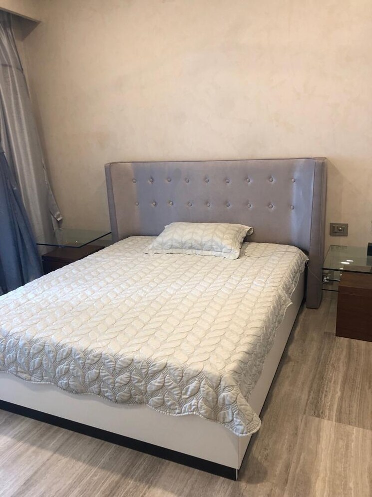 Bedroom, k-raheja-vivarea 3 Bedroom 2740 Sq.Ft. Apartment In Mahalaxmi Mumbai 8686880