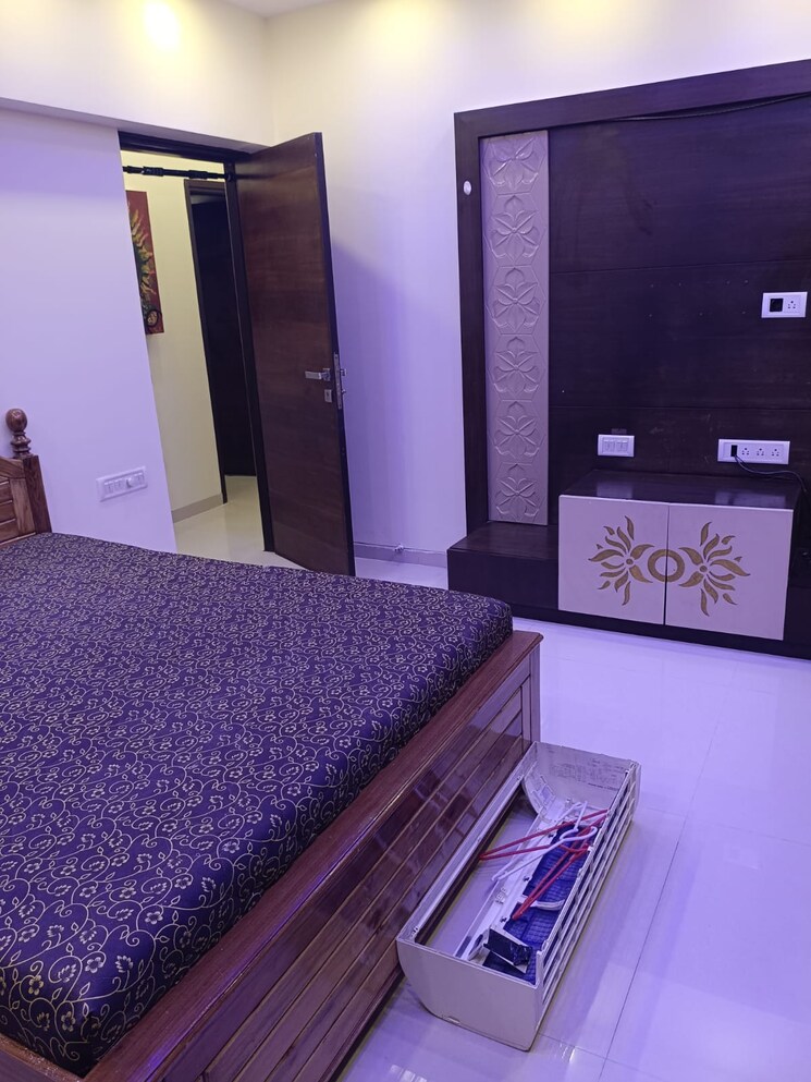 undefined, romell-umiya-grandeur 3 Bedroom 950 Sq.Ft. Apartment In Goregaon East Mumbai 8687073