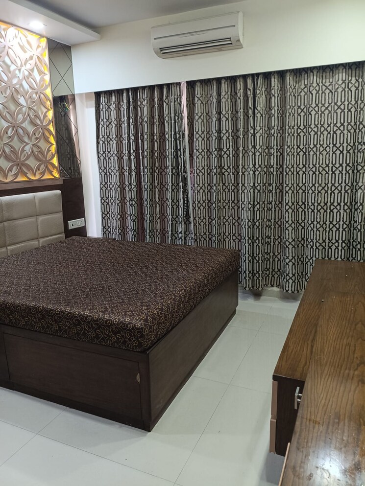 Bedroom, romell-umiya-grandeur 3 Bedroom 950 Sq.Ft. Apartment In Goregaon East Mumbai 8687073
