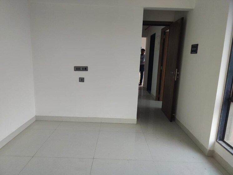 Room, sector 3 dwarka 3 Bedroom 1600 Sq.Ft. Apartment In Sector 3 Dwarka Delhi 8687115