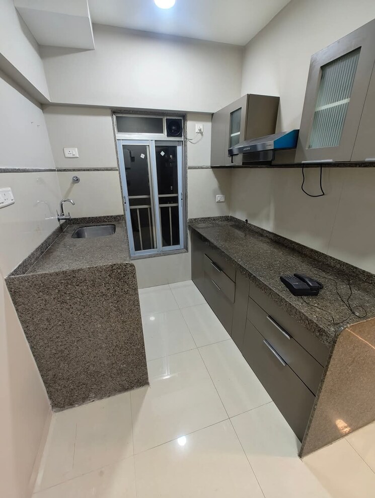 Kitchen, harasiddh-viraaj 2 Bedroom 1050 Sq.Ft. Apartment In Malad East Mumbai 8687227