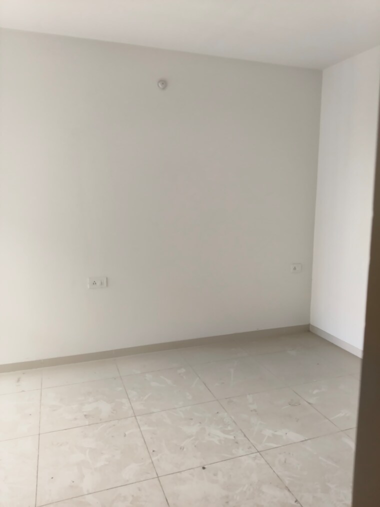 Room, godrej-emerald 2 Bedroom 750 Sq.Ft. Apartment In Ghodbunder Road Thane 8687501