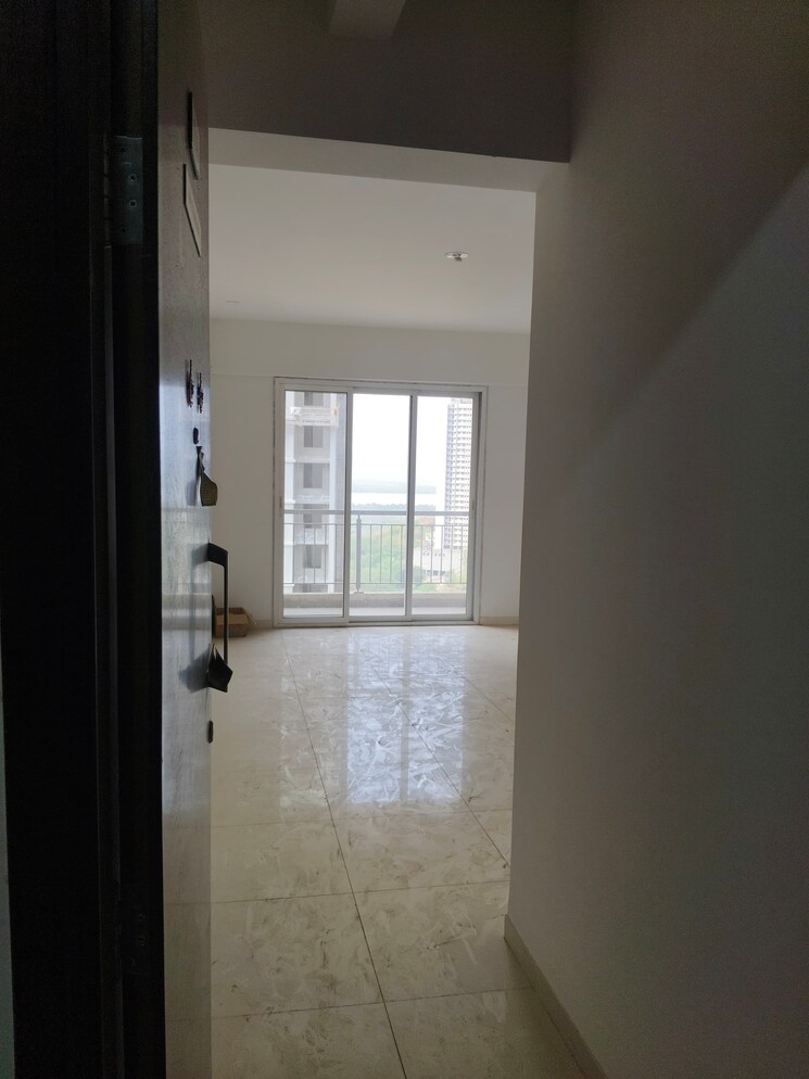 Room, godrej-emerald 2 Bedroom 750 Sq.Ft. Apartment In Ghodbunder Road Thane 8687501