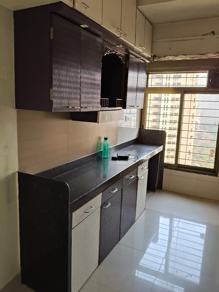 Kitchen, kalpataru-hills-phase-ii 2 Bedroom 690 Sq.Ft. Apartment In Manpada Thane 8687506