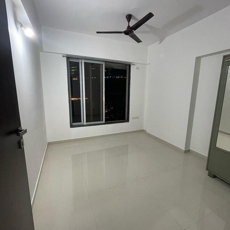 Room, je-and-vee-om-trimurti 1 Bedroom 395 Sq.Ft. Apartment In Dindoshi Mumbai 8687547