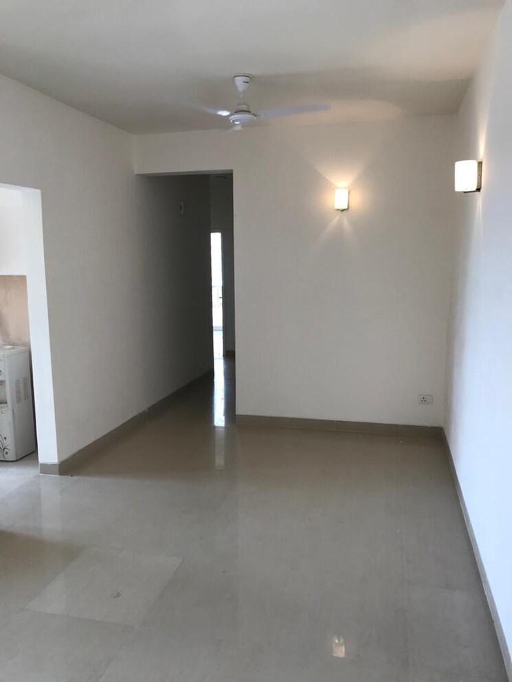 Room, emaar-emerald-estate 3 Bedroom 1395 Sq.Ft. Apartment In Sector 65 Gurgaon 8687570