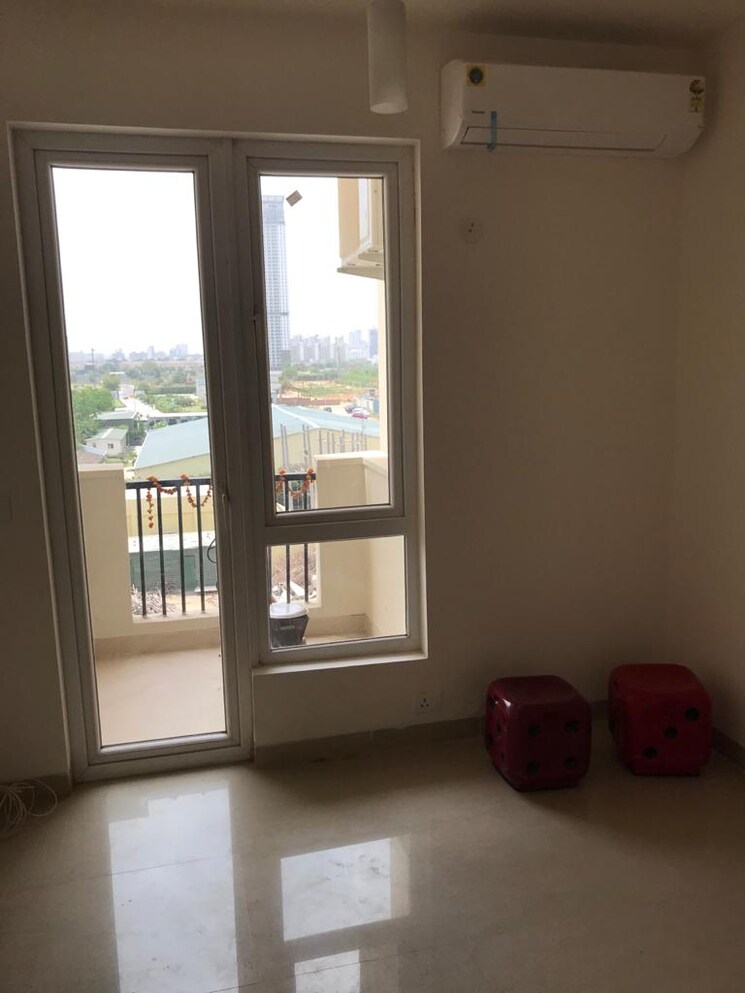 Room, emaar-emerald-estate 3 Bedroom 1395 Sq.Ft. Apartment In Sector 65 Gurgaon 8687570