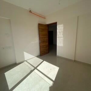 Room in 1 BHK Apartment at Je And Vee Om Trimurti, Dindoshi – for Sale