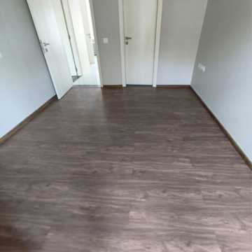 Room in 2.5 BHK Apartment at Central Park Cerise Suites, Sohna Sector 33 – for Rent