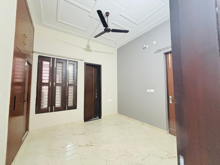 Room, sahastradhara road 2 Bedroom 1200 Sq.Ft. Builder Floor In Sahastradhara Road Dehradun 8687625