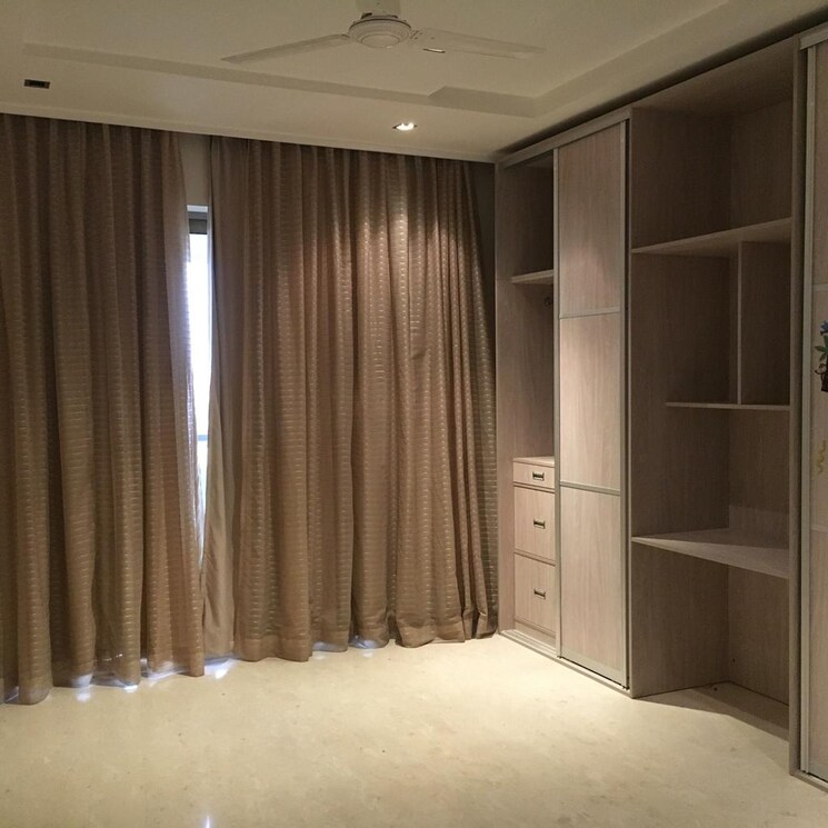 Room, amrit-bhavan 5 Bedroom 3000 Sq.Ft. Apartment In Santacruz West Mumbai 8687638