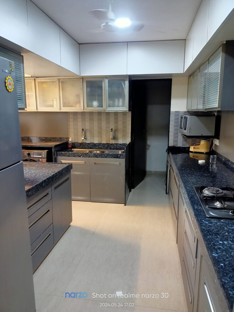 Kitchen, khar west 4 Bedroom 2500 Sq.Ft. Apartment In Khar West Mumbai 8687644