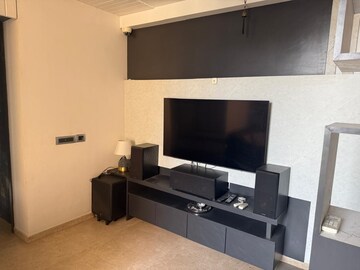 Furnished Amenities in 2 BHK Apartment at One Hiranandani Park, Ghodbunder Road – for Rent