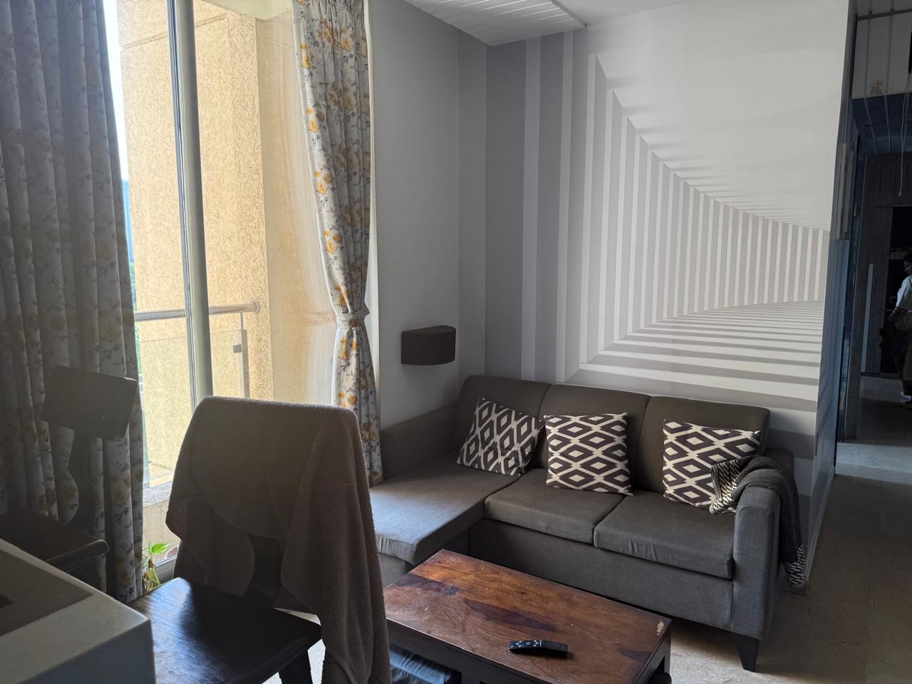 2 BHK + Pooja Room Apartment For Rent in One Hiranandani Park Fairway