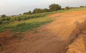 Plot For Sale in Meera Shantivanam, Thimmapur