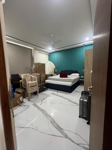 4 BHK Apartment For Rent in Sudesh Apartment, Santacruz West