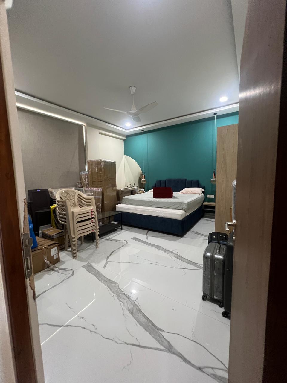 4 BHK Apartment For Rent in Sudesh Apartment